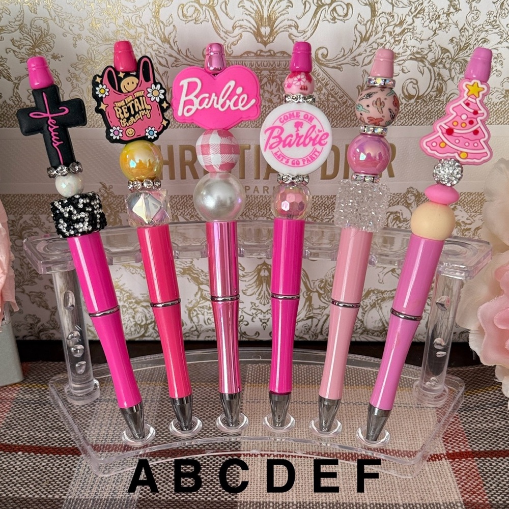 One New Handmade Pink Rhinestone Custom Pen - Picture 2 of 3